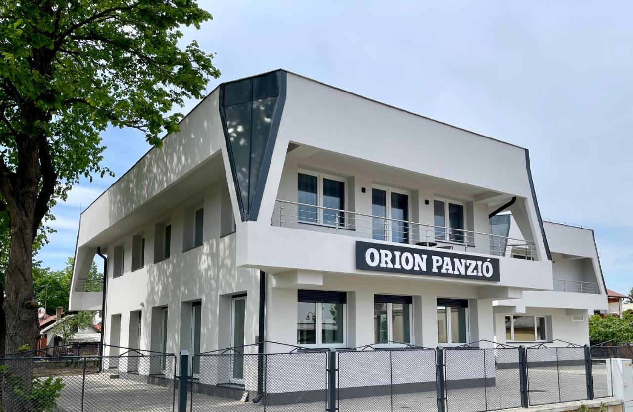 Orion Panzio Bed & Breakfast Hajduszoboszlo Exterior photo